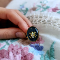 Bague araignée précieuse